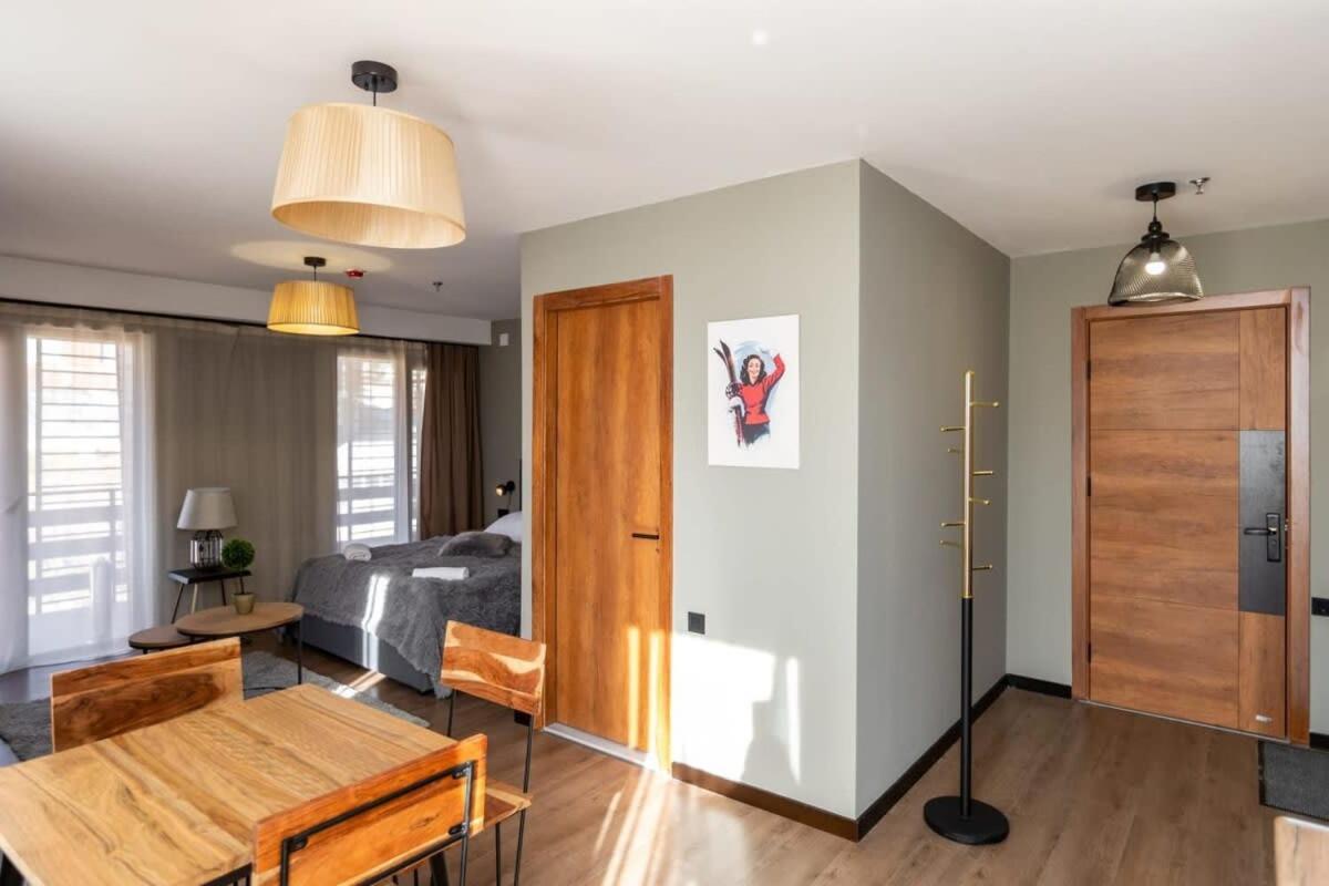 Super Stylish And Cozy 2 Bedroom 4Or6 People Apartment In Key Location In Marshall Gudauri Project Ski Resort Luaran gambar